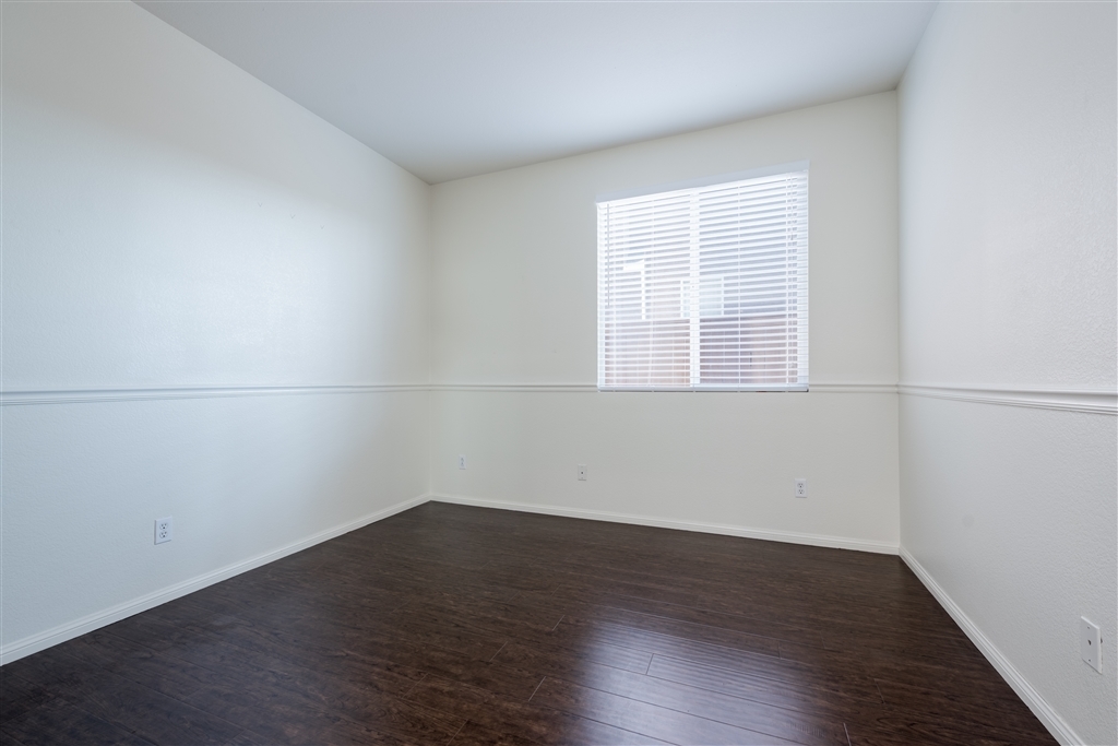 1060 Volcano Creek Road Chula Vista, CA 91913 - Photo 15 of 25