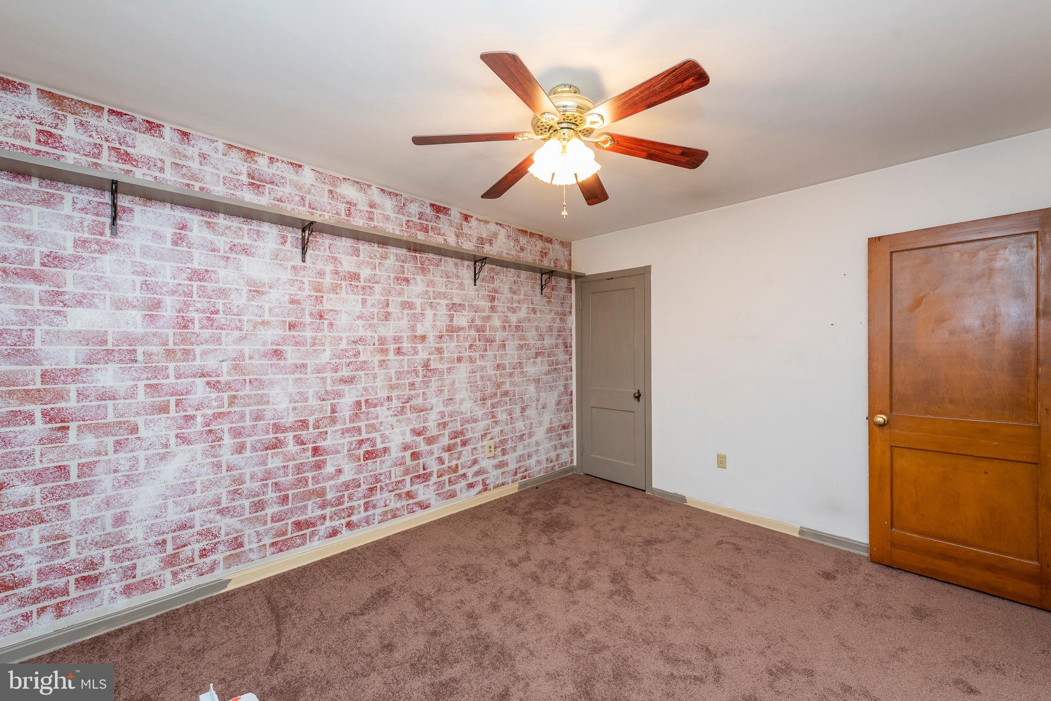 1728 Red Oak Road Baltimore, MD 21234 - Photo 15 of 35