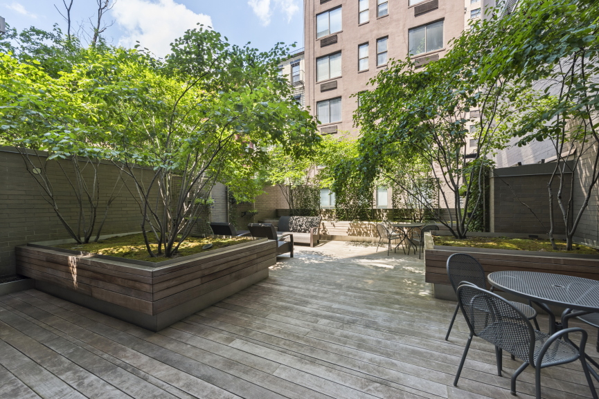 255 East 74th Street, Unit 6B Manhattan, NY 10021 - Photo 8 of 13