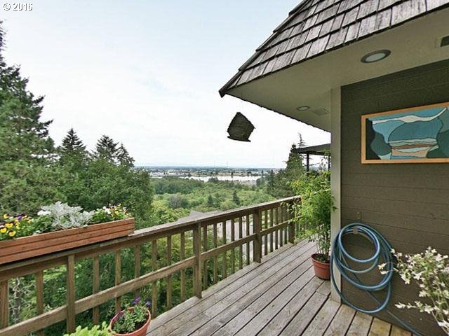 12605 Northwest Creston Road Portland, OR 97231 - Photo 7 of 24