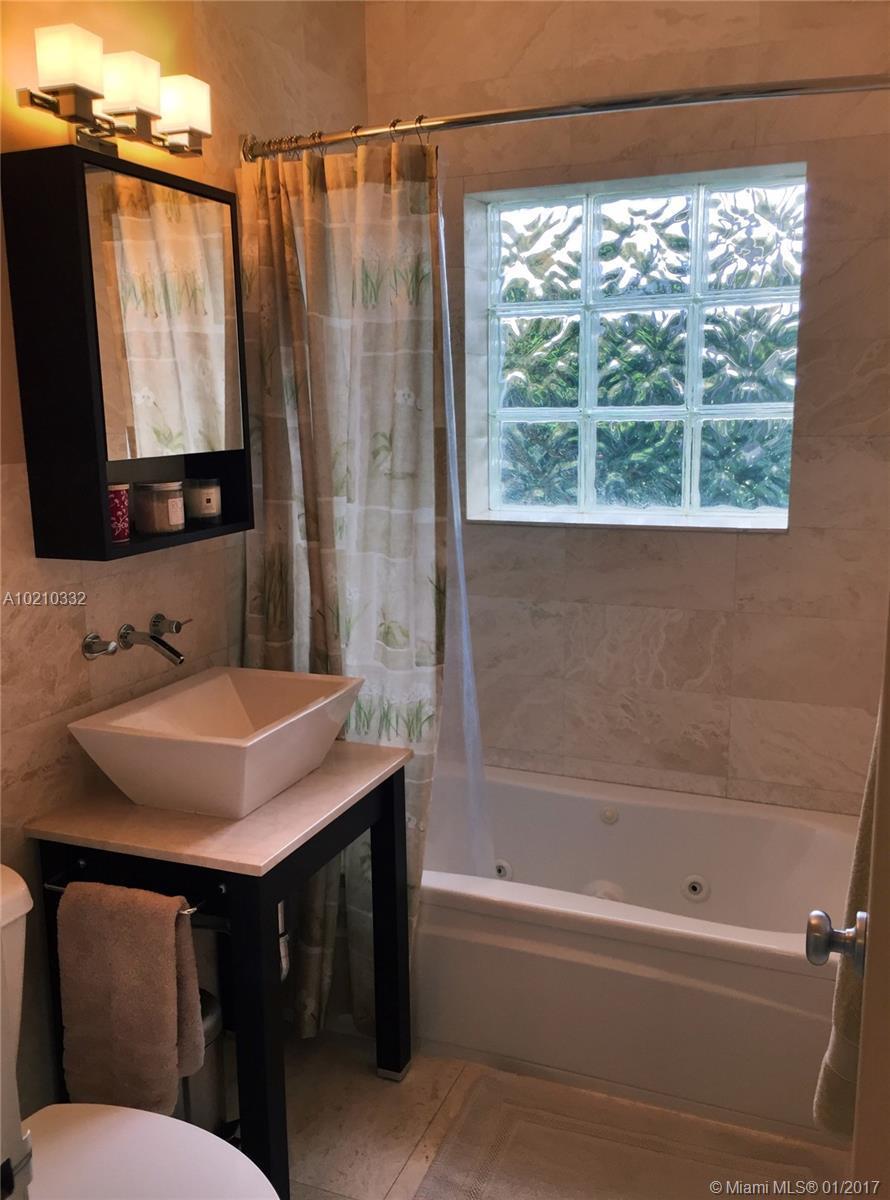 4581 Adams Avenue Miami Beach, FL 33140 - Photo 24 of 34