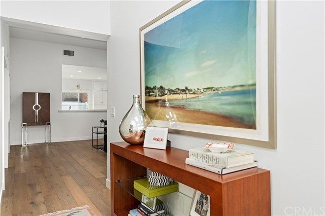 $1,510,000 | 2390 Westminster Avenue, Costa Mesa, CA 92627