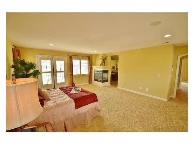 1047 Greenway Road Oceanside, CA 92057 - Photo 15 of 25 Gallery Image 15