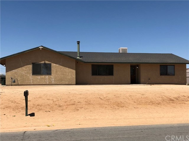11746 Mohawk Road Apple Valley, CA 92308 - Photo 1 of 1