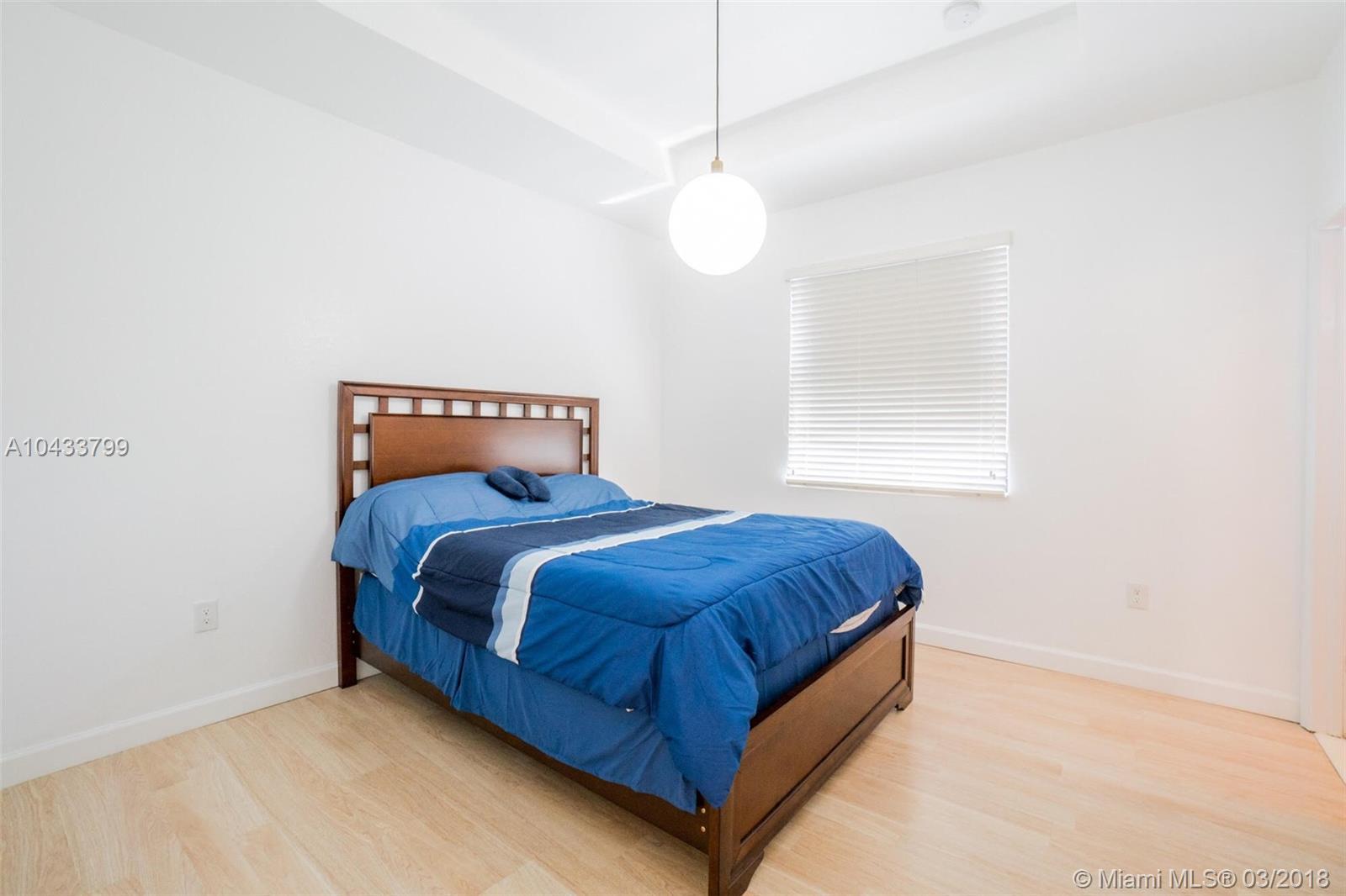 3218 Southeast 6th Street Homestead, FL 33033 - Photo 12 of 14