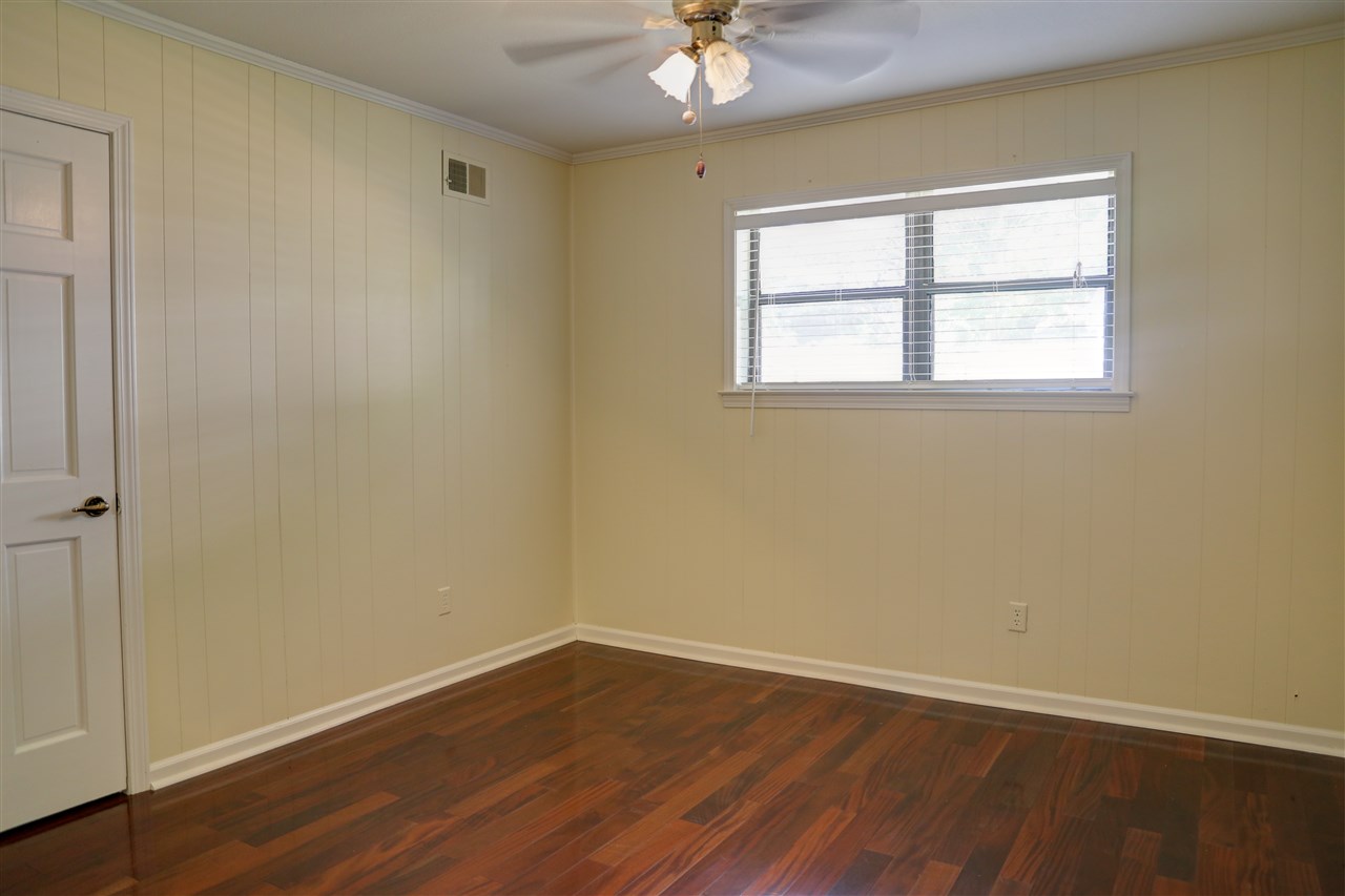 8085 Farmingdale Road Germantown, TN 38138 - Photo 14 of 25 Gallery Image 14