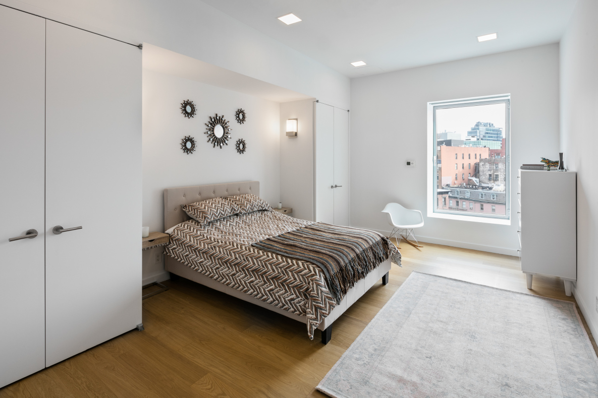 1 York Street, Unit 6C Manhattan, NY 10013 - Photo 6 of 11 Gallery Image 6