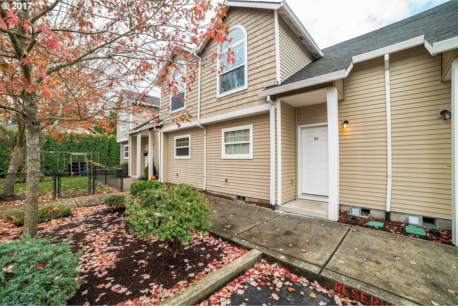 19153 Southeast Yamhill Street, Unit 21 Portland, OR 97233 - Photo 2 of 26