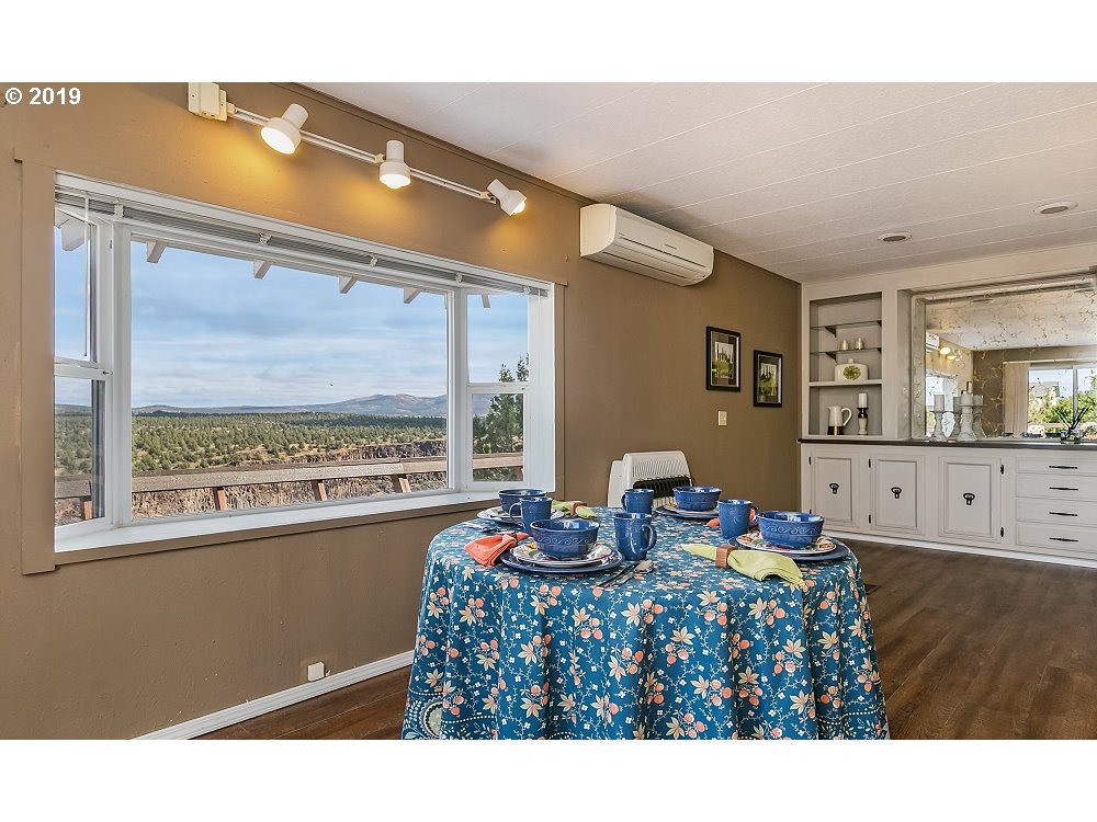 5120 Southwest Badger Road Terrebonne, OR 97760 - Photo 12 of 32 Gallery Image 12