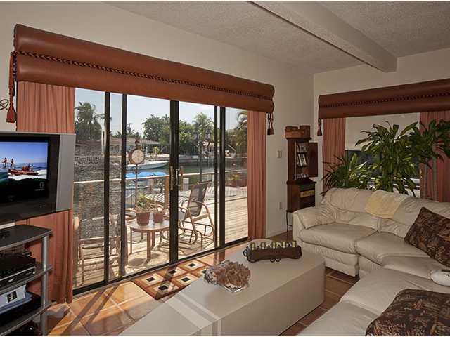 1825 Northeast 117th Road North Miami, FL 33181 - Photo 7 of 8 Gallery Image 7