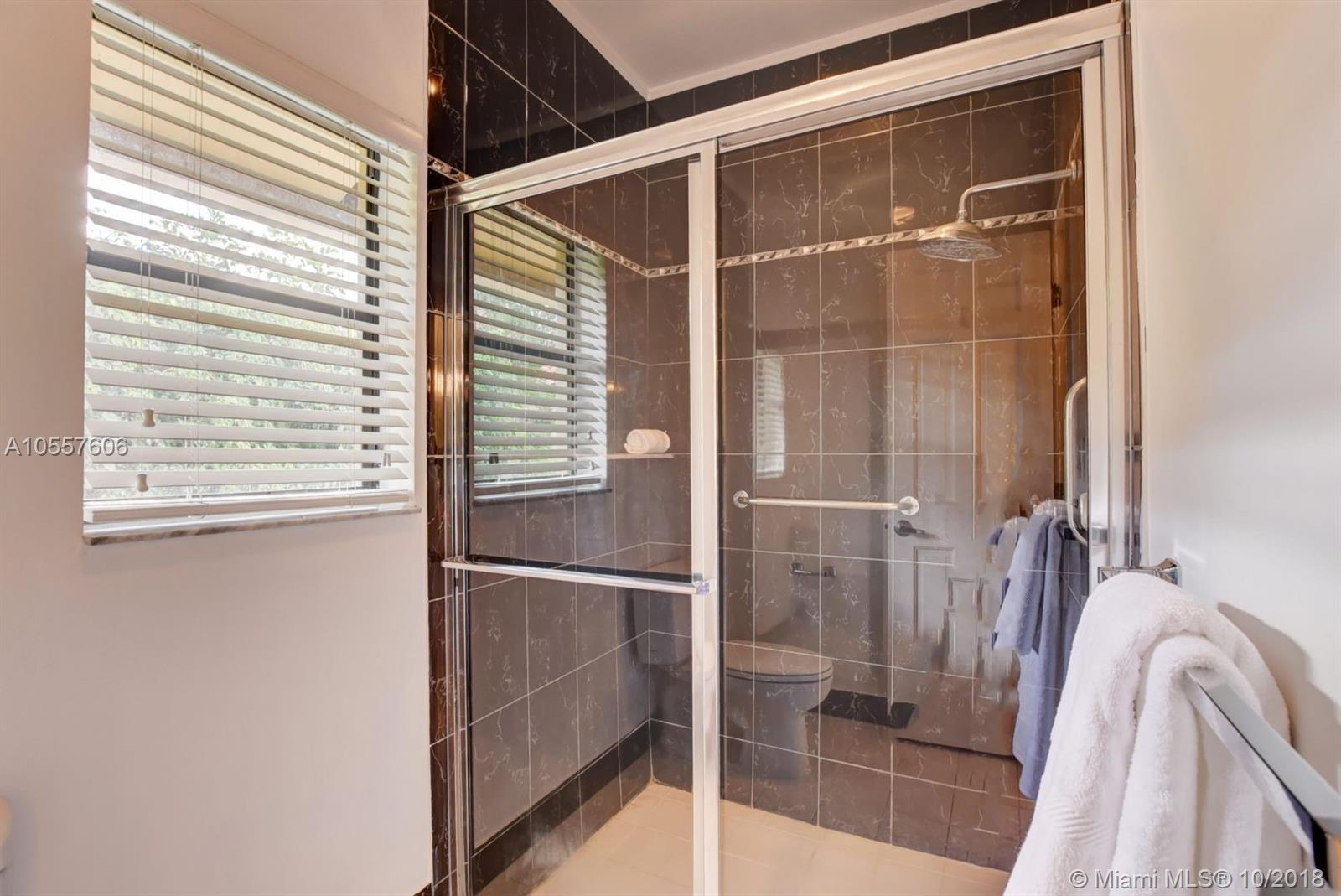 7409 Estrella Circle Boca Raton, FL 33433 - Photo 40 of 64