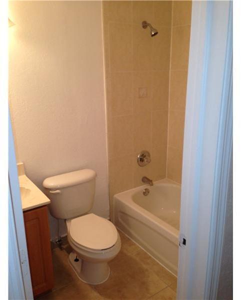 1121 Southwest 7th Street, Unit 1 Miami, FL 33130 - Photo 5 of 6