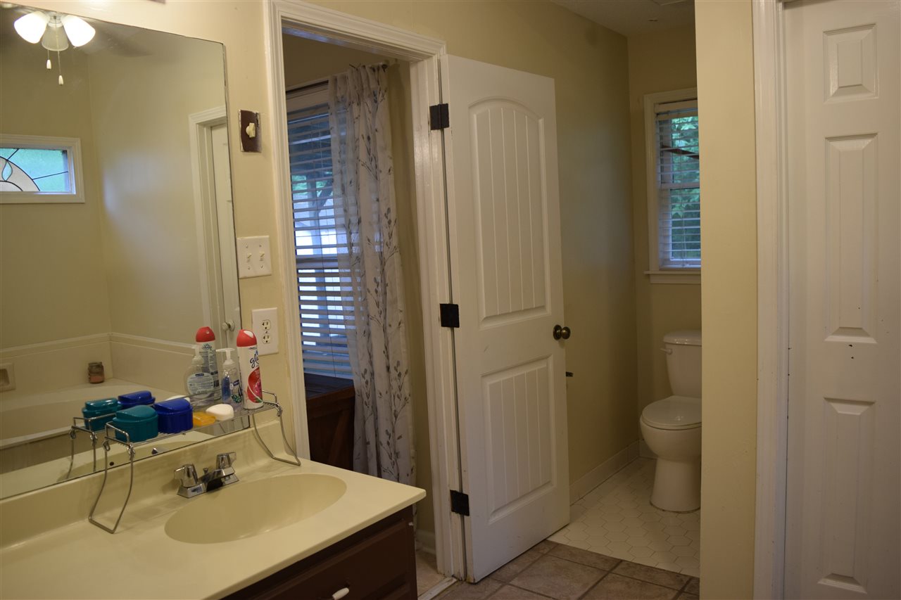 8277 Trinity Road Memphis, TN 38018 - Photo 12 of 25