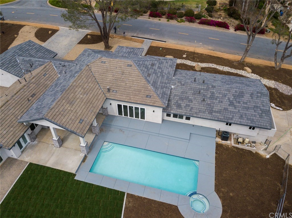 13757 Del Poniente Road Poway, CA 92064 - Photo 43 of 75