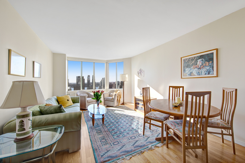 61 West 62nd Street, Unit 26L Manhattan, NY 10023 - Photo 2 of 9