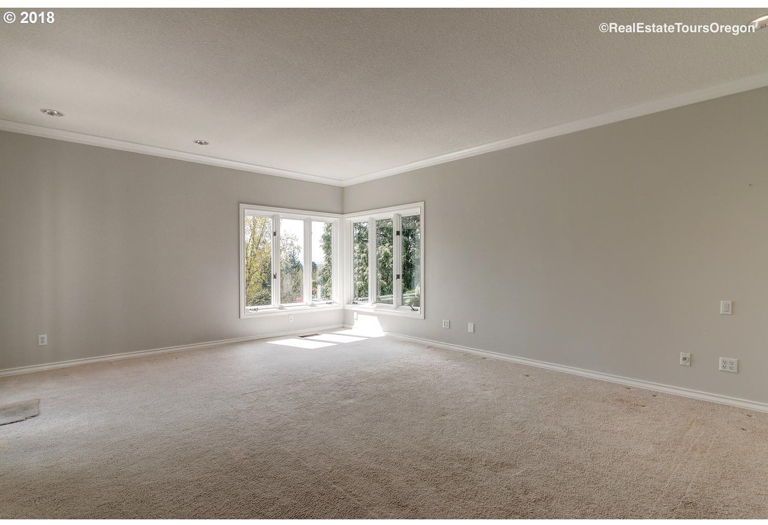 3716 Southwest Shattuck Road Portland, OR 97221 - Photo 26 of 30