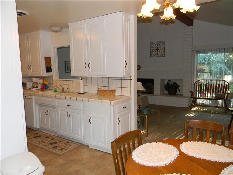 2005 Real Road Bakersfield, CA 93309 - Photo 6 of 19 Another view so you can see how open it is to the family room.