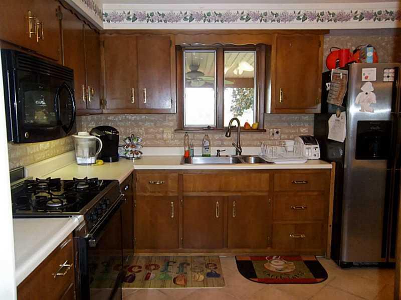 139 Dr Shaffer Road Worthington, PA 16262 - Photo 5 of 19 Gallery Image 5