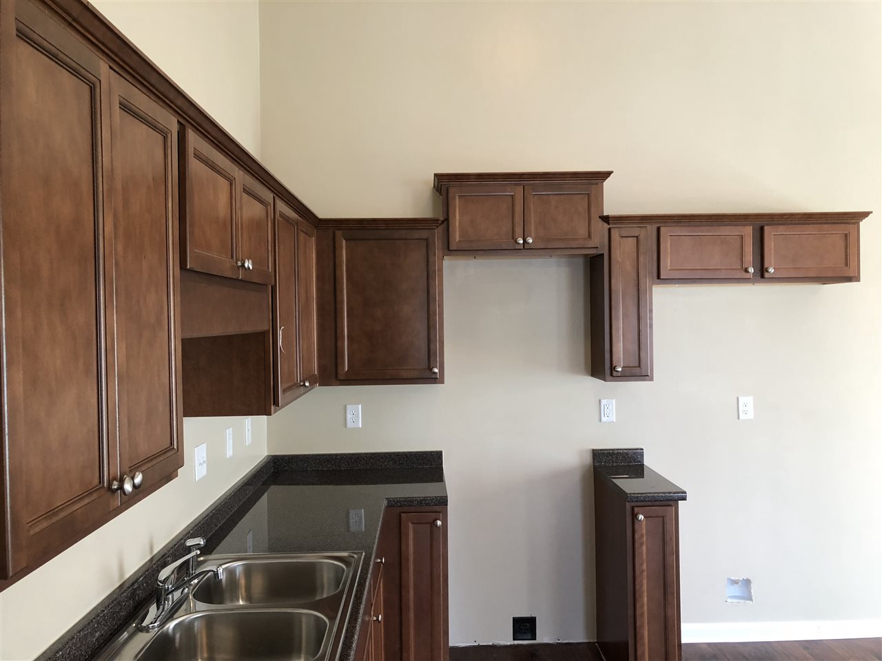5228 Crossfield Road Memphis, TN 38109 - Photo 5 of 18