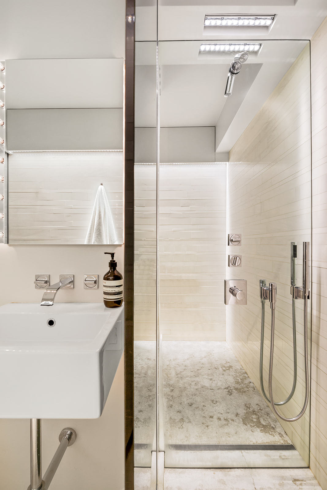 175 West 13th Street, Unit 5H Manhattan, NY 10011 - Photo 6 of 9