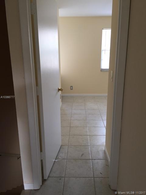 115 Southwest 3rd Street, Unit 115 Pompano Beach, FL 33060 - Photo 9 of 17