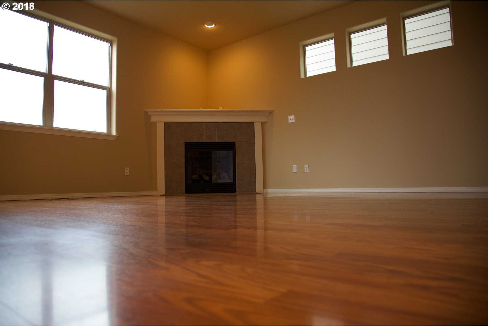 15556 Southwest Stone Ridge Circle Beaverton, OR 97007 - Photo 2 of 16 Gallery Image 2
