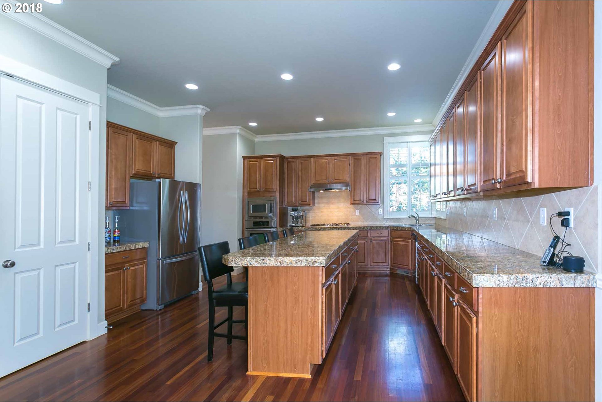 22836 Southwest Cowlitz Drive Tualatin, OR 97062 - Photo 10 of 29