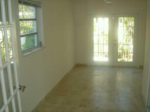 727 85th Street Miami Beach, FL 33141 - Photo 4 of 8