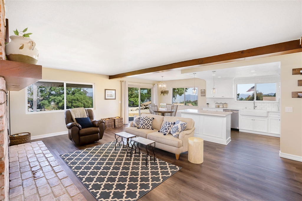 236 Mountain View Road El Cajon, CA 92021 - Photo 2 of 25