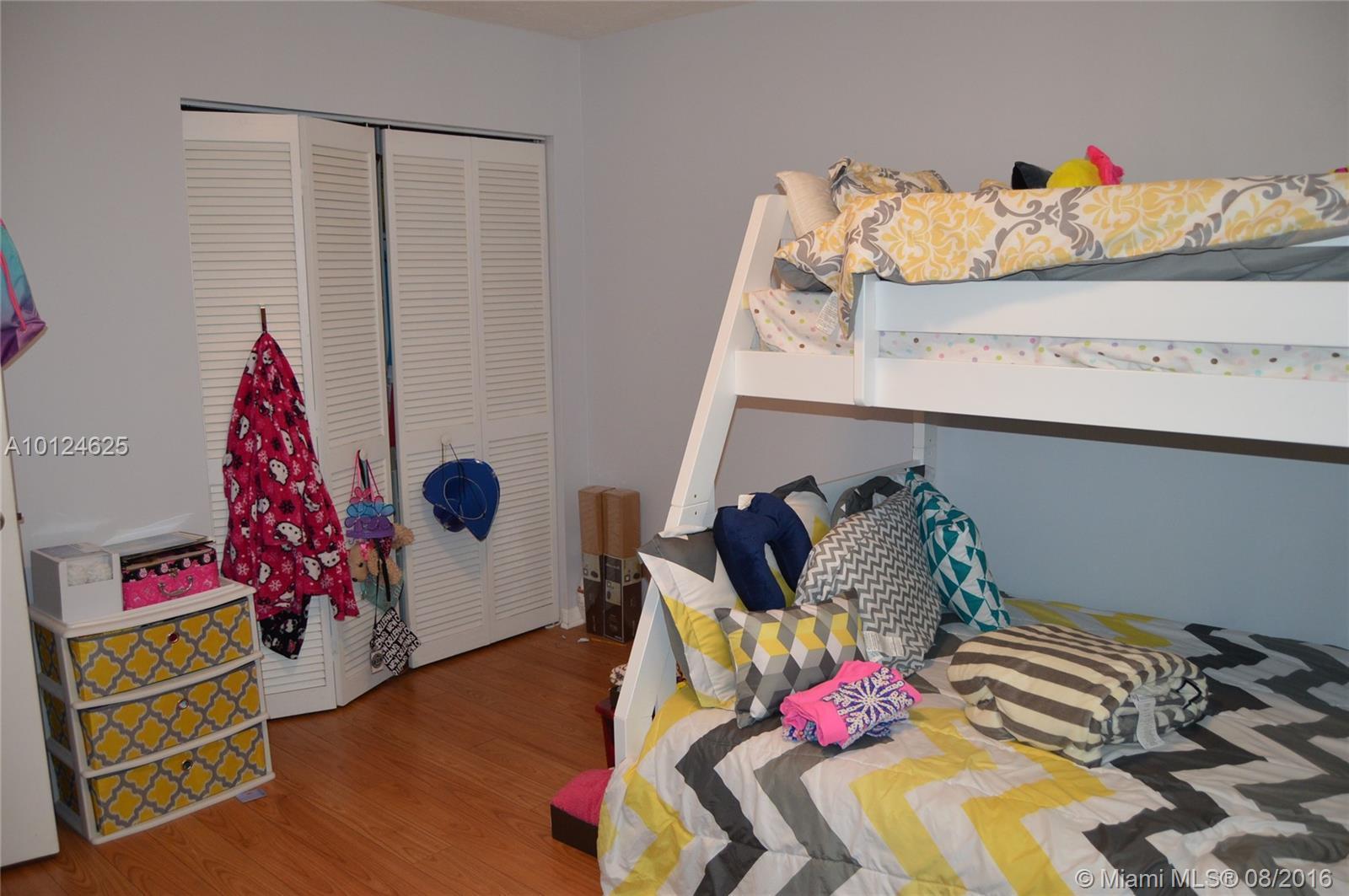 4125 Tree Top Road Cooper City, FL 33026 - Photo 19 of 29 Gallery Image 19