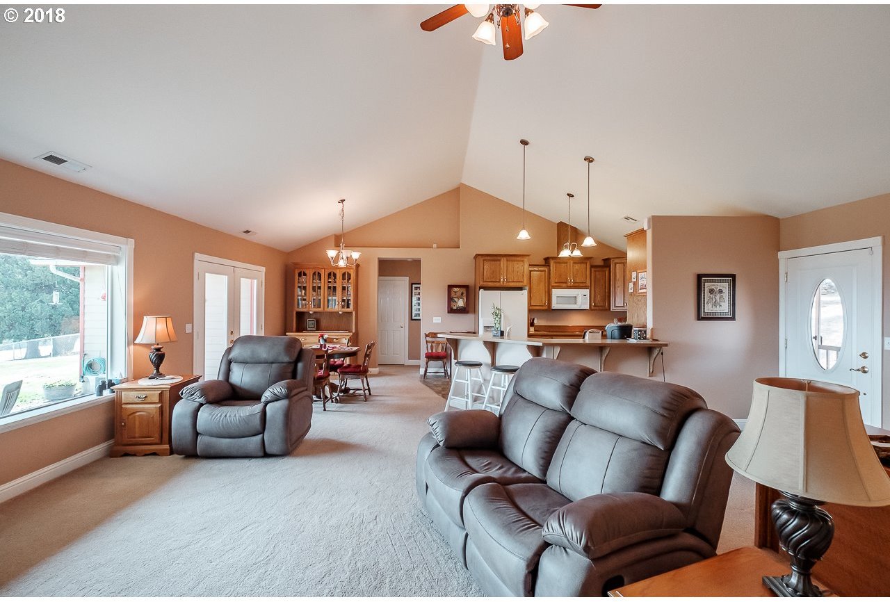 26785 Fern Ridge Road Sweet Home, OR 97386 - Photo 26 of 32 Gallery Image 26