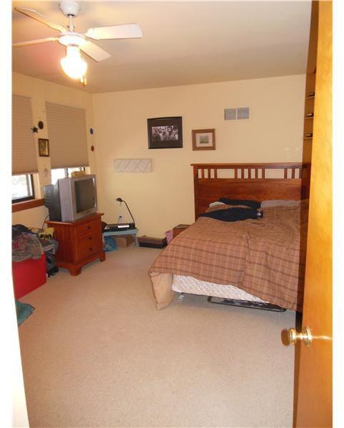 4022 Dickey Road Gibsonia, PA 15044 - Photo 16 of 25 Gallery Image 16