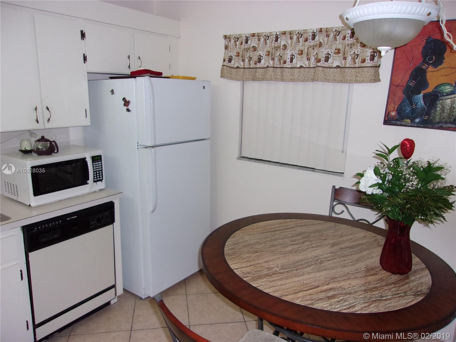 200 Gate Road, Unit 106 Hollywood, FL 33024 - Photo 7 of 40