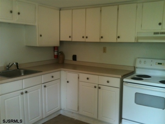 542 Gooseberry Road Millville, NJ 08332 - Photo 3 of 9