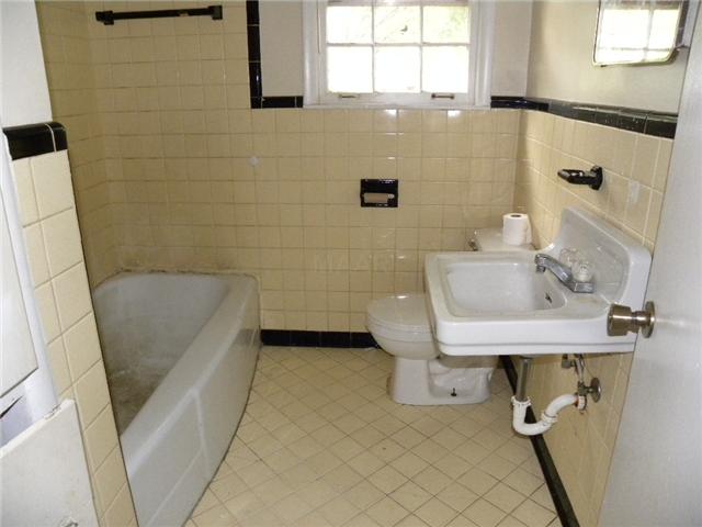 3204 Clarendon Road Memphis, TN 38118 - Photo 9 of 11