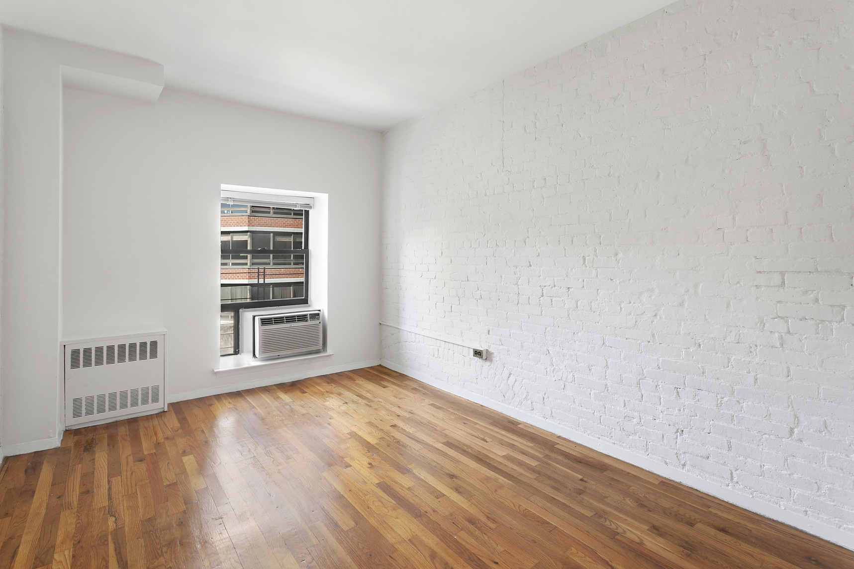 215 West 84th Street, Unit 406 Manhattan, NY 10024 - Photo 4 of 7