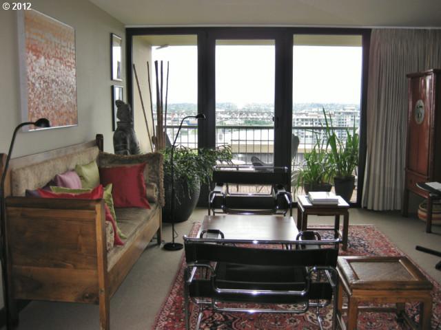 111 Southwest Harrison Street, Unit 10F Portland, OR 97201 - Photo 5 of 14 Gallery Image 5