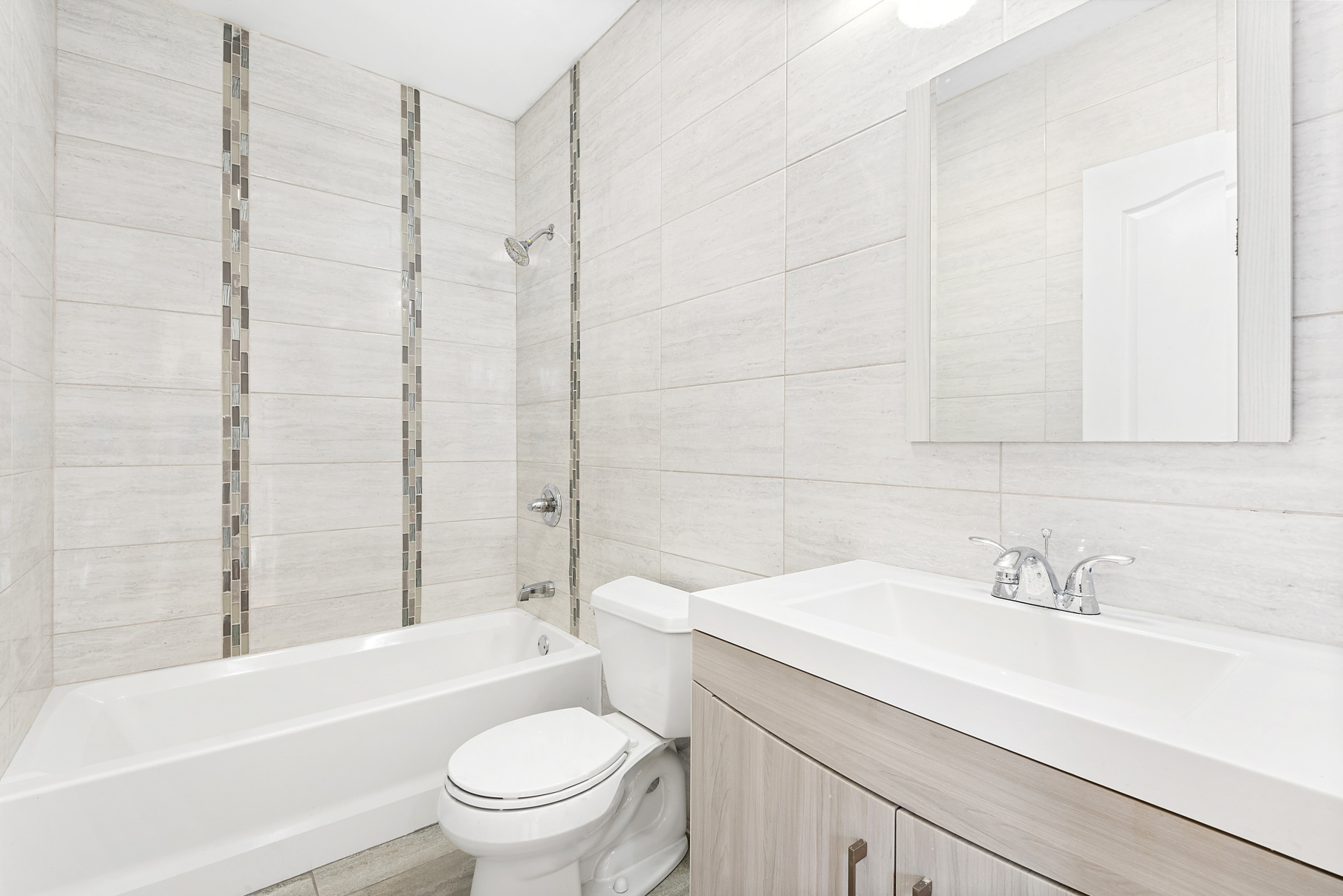 142-37 Hook Creek Boulevard Queens, NY 11422 - Photo 6 of 9