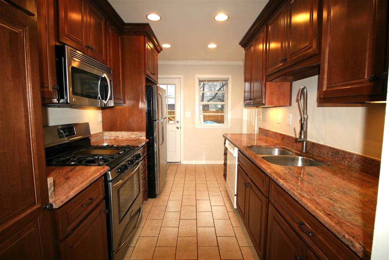 1343 Whitewater Road Memphis, TN 38117 - Photo 6 of 19