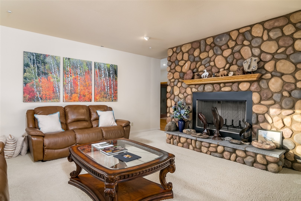 15120 Moonglow Drive Ramona, CA 92065 - Photo 8 of 25