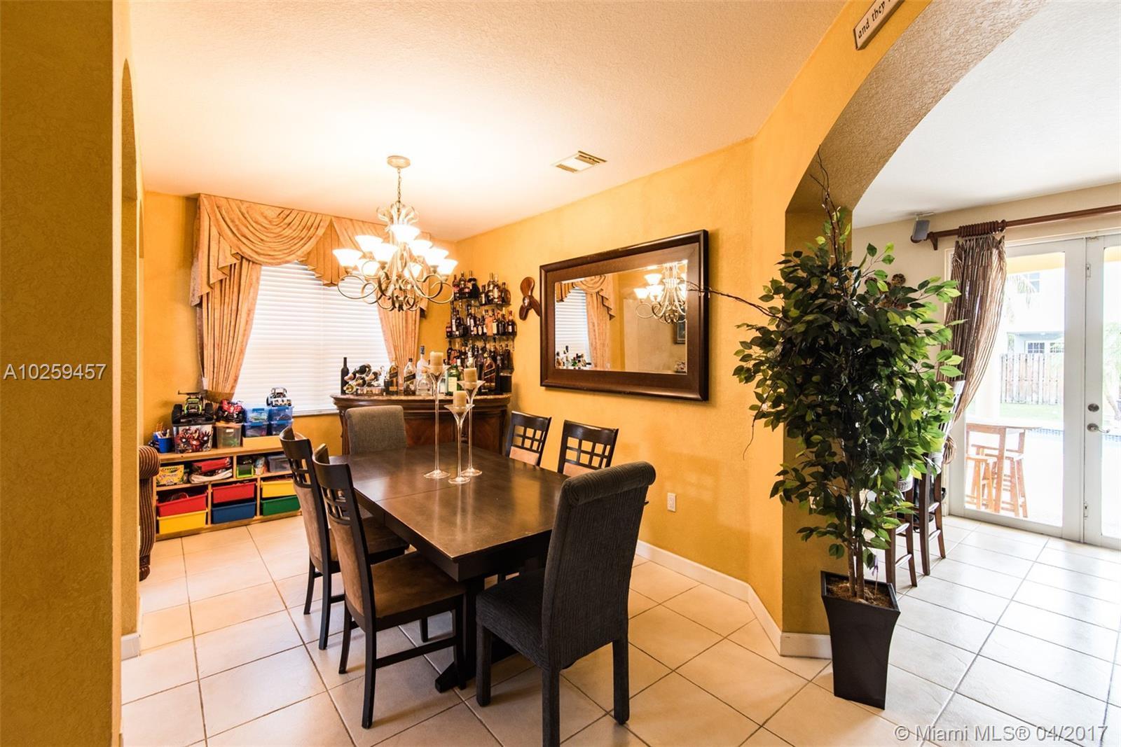 16371 Southwest 62nd Terrace Miami, FL 33193 - Photo 7 of 35