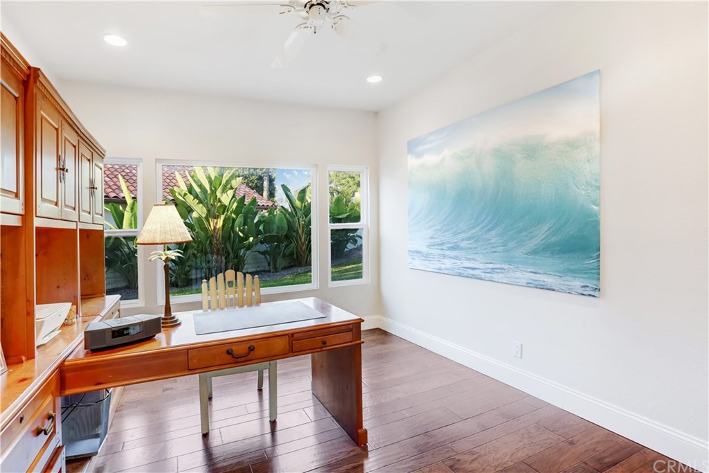 6 Via Colorso San Clemente, CA 92672 - Photo 9 of 32 Downstairs office can also be transformed into 5th bedroom