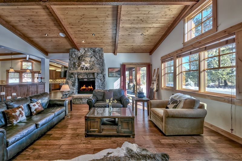 12822 Lookout Circle Truckee, CA 96161 - Photo 5 of 14