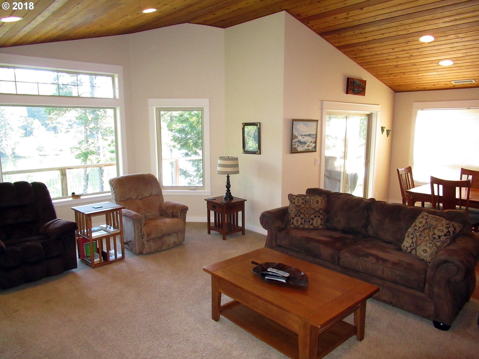 5915 Mercer Lake Road Florence, OR 97439 - Photo 28 of 32 Gallery Image 28