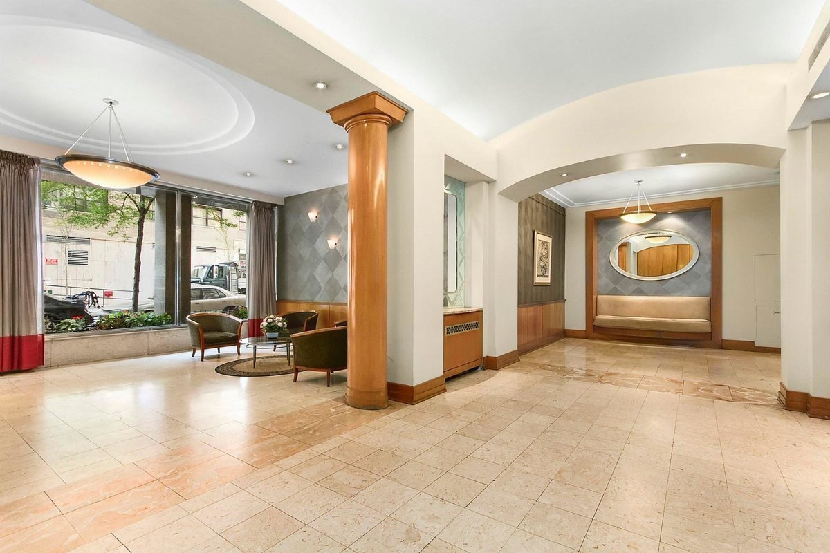 Marlo Towers 301 E 48th St, Manhattan, NY 10017 - Photo 4 of 8