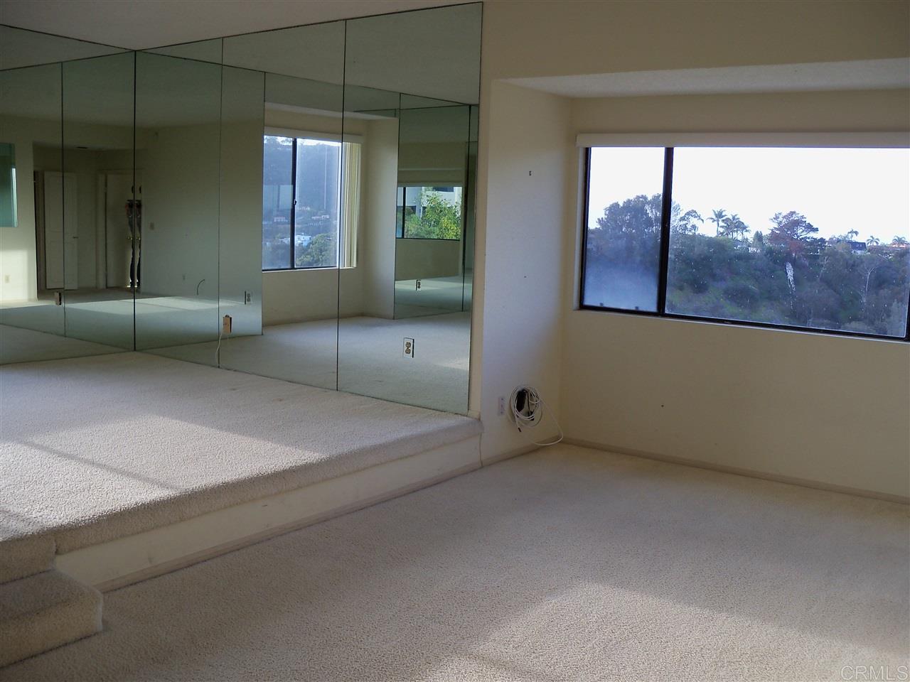 8246 Caminito Maritimo La Jolla, CA 92037 - Photo 8 of 24