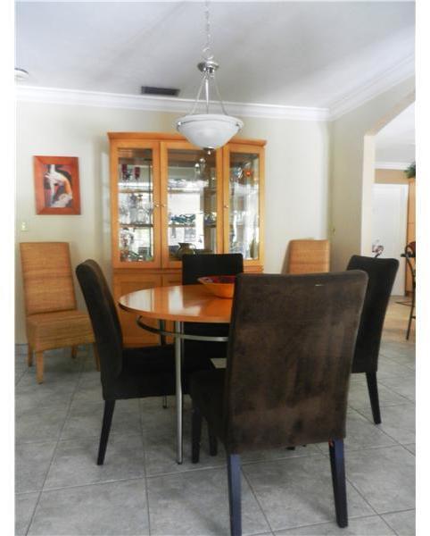 9611 Southwest 59th Terrace Miami, FL 33173 - Photo 8 of 12