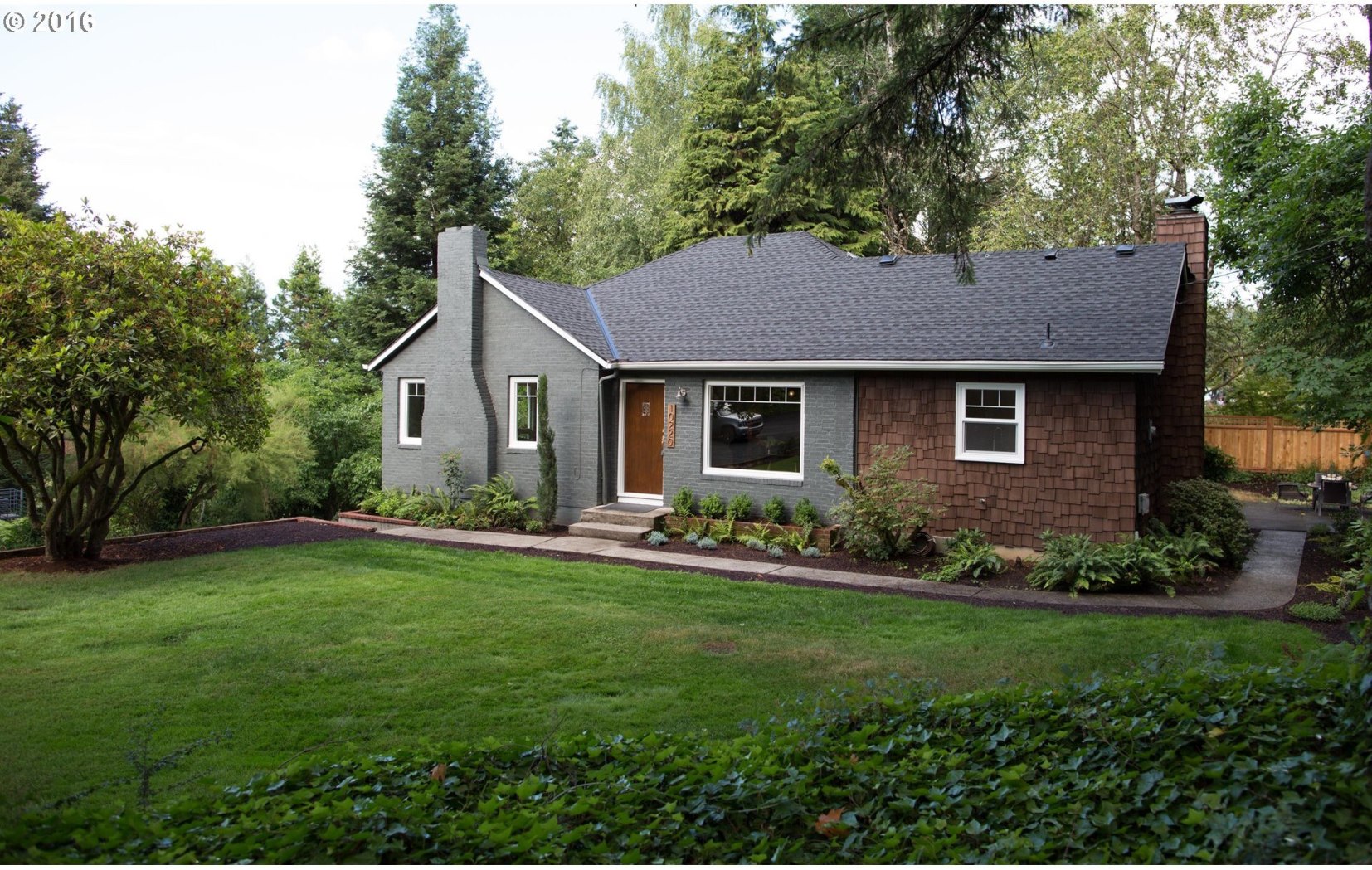 10220 Southwest Lancaster Road Portland, OR 97219 - Photo 1 of 28 Gallery Image 1