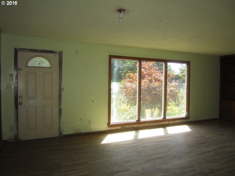 2791 Fisher Road Northeast Salem, OR 97305 - Photo 10 of 32 Gallery Image 10