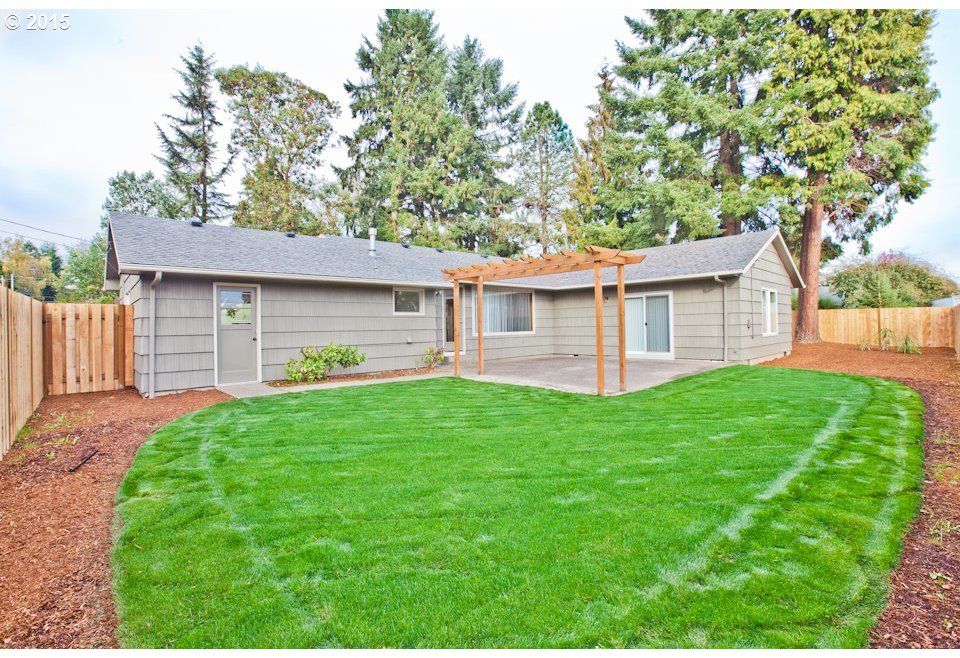 20170 Southwest Kinnaman Road Beaverton, OR 97078 - Photo 16 of 20 Gallery Image 16